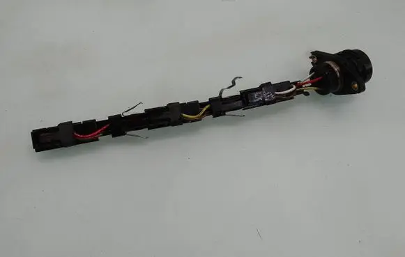 Volkswagen Fox Fuel injector wires 038906231 964955