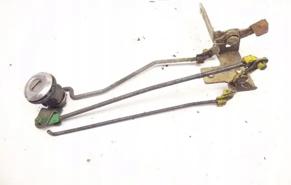 Nissan Serena Front door lock (next to the handle) 