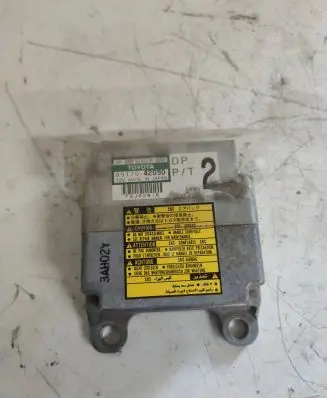 Toyota RAV 4 (XA20) Airbag control unit/module 8917042090