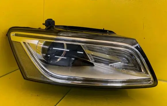 Audi Q5 SQ5 Headlight/headlamp 8R0941006C