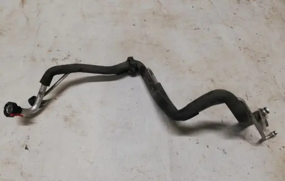 Mitsubishi Outlander Hybrid/electric vehicle battery cooling hoses/tubes 