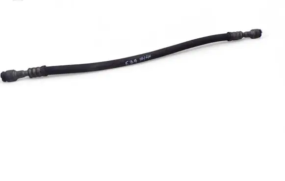 BMW 5 E39 Engine coolant pipe/hose