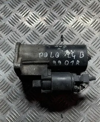 Volkswagen Polo Starter motor 0001121001