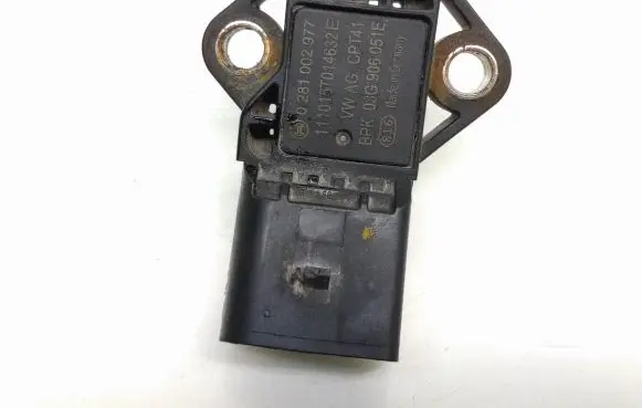 Volkswagen PASSAT B7 Air pressure sensor 03G906051E 0281002977