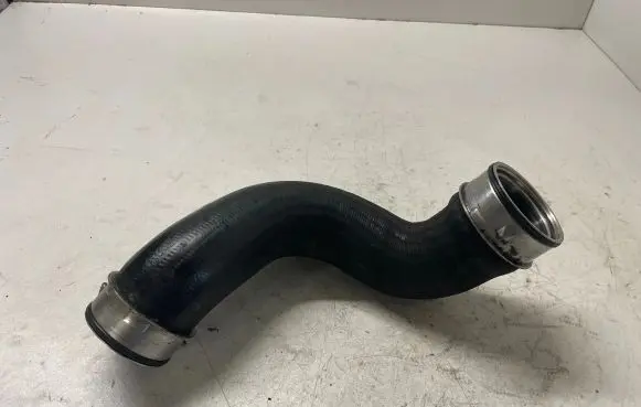 Mercedes-Benz E W211 Intercooler hose/pipe A2115282282