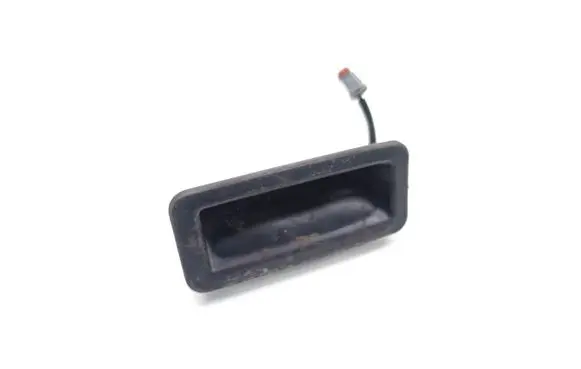 Land Rover Discovery Tailgate opening switch YUZ500020 YUZ500030
