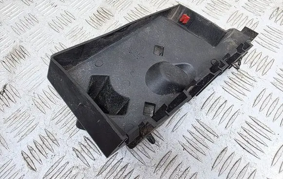 Ford B-MAX Front bumper mounting bracket AV1117D958AE AV1117D958A AV1117D958