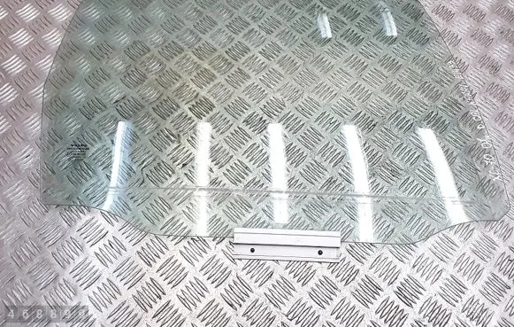 Volvo XC70 Rear door window glass e243r001105