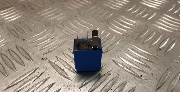 Nissan Qashqai Other relay 252309F920