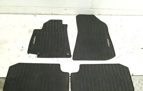 KIA Niro Car floor mat set AO131ADE00