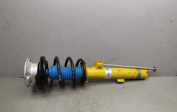 BMW 1 E82 E88 Front shock absorber with coil spring F4VE3B594H0