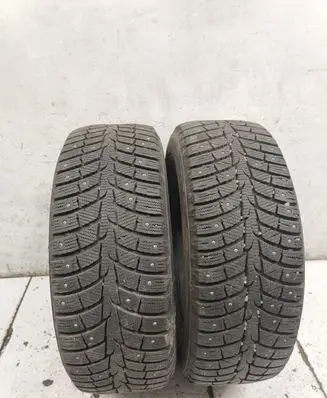 Volkswagen Golf II R16 winter/snow tires with studs 21560R16 LAUFENN FITICE