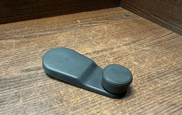 Fiat Ducato Front door window winding handle 182816660 A098