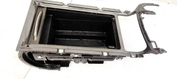 Honda Civic Glove box 1308562