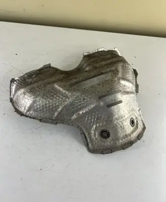 Toyota RAV 4 (XA20) Exhaust heat shield
