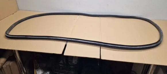 Jeep Grand Cherokee Front door rubber seal