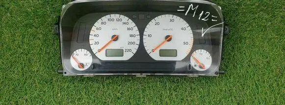 Volkswagen Golf III Speedometer (instrument cluster) 1H0919864R