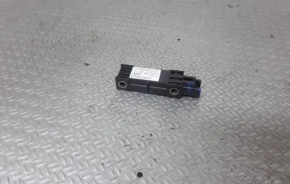 Audi A2 Airbag deployment crash/impact sensor 8Z0959643