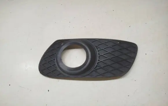 Mercedes-Benz ML W164 Front fog light trim/grill A1648850923