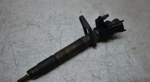 Jaguar XJL Fuel injector 9X2Q9K546DC