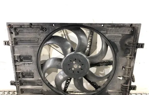 Volkswagen Tiguan Fan set 5Q0121203DE