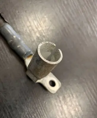 BMW 2 F46 Positive cable (battery)