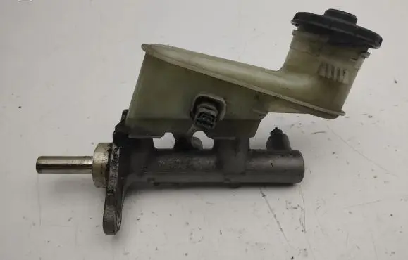 Honda Accord Master brake cylinder