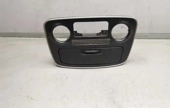 Hyundai Sonata Climate control/heater control trim 847423K000