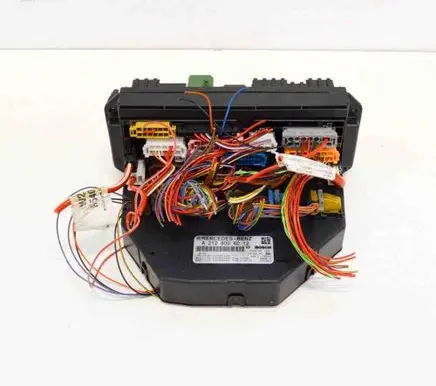 Mercedes-Benz E W212 Fuse box set A2129025405 F005V01201