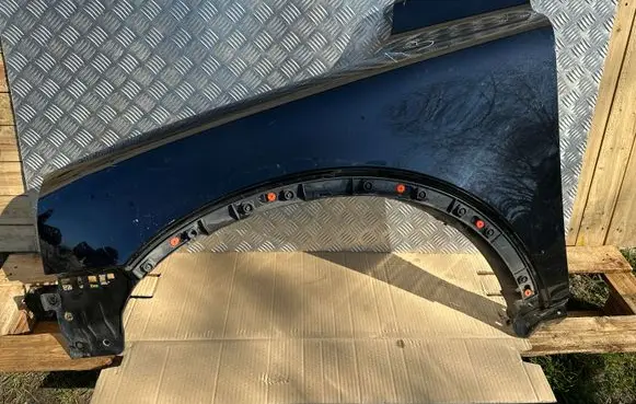 Volvo XC90 Fender 