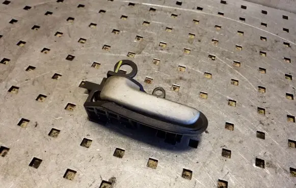 Loading door interior handle