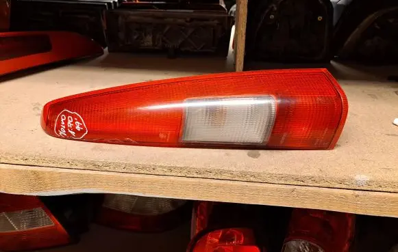 Volvo S70 V70 V70 XC Rear/tail lights 9157800 9169473