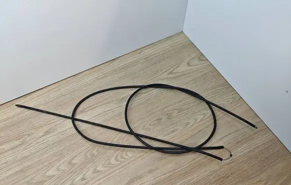 Volvo V70 Engine bonnet/hood lock release cable 