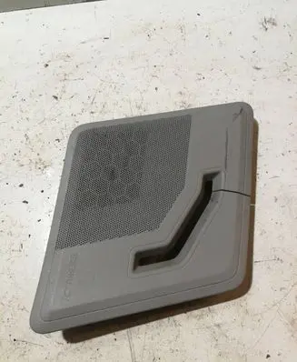 Volvo XC90 Seat belt trim 8641273