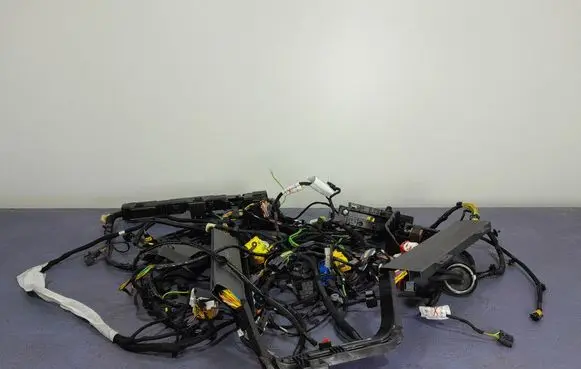 Peugeot 208 II Other wiring loom 9822338980
