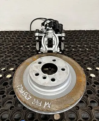 BMW X1 F48 F49 Rear brake caliper 6883027