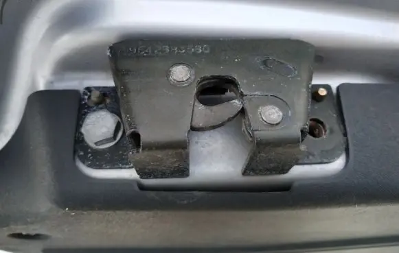 Citroen C3 Pluriel Tailgate/trunk/boot lock/catch/latch