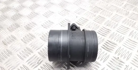 Skoda Octavia Mk2 (1Z) Mass air flow meter 074906461B 0281002461