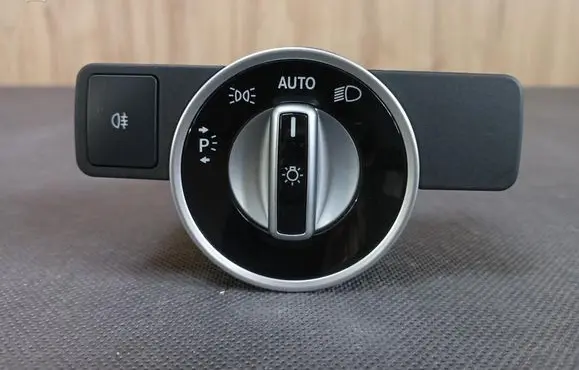 Mercedes-Benz B W246 W242 Light switch 2129050551 A2129050551