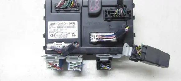 Nissan Juke I F15 Engine control unit/module 284B1BV81B