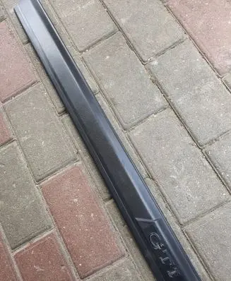 Volkswagen Golf III Rear door trim (molding) 1H4853753A