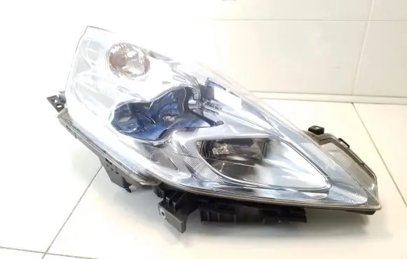 Nissan Leaf I (ZE0) Headlight/headlamp ICHIKOH1846
