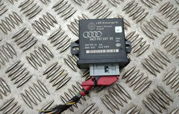 Audi A4 S4 B8 8K Light module LCM 8K5907357