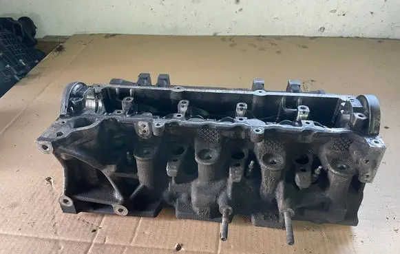 Renault Kangoo II Engine head 