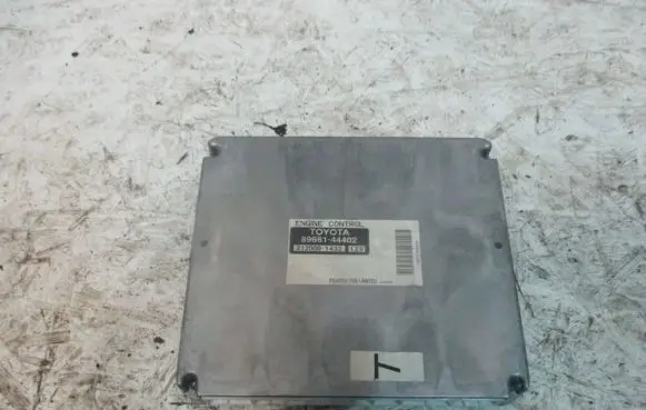 Toyota Avensis Verso Engine control unit/module ECU 8966144402