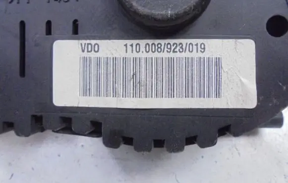 Seat Ibiza III (6L) Speedometer (instrument cluster) 6K0920821G