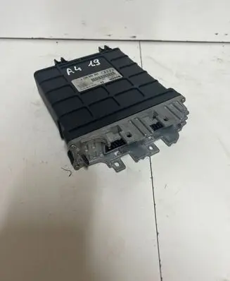 Audi A4 S4 B5 8D Engine control unit/module 028906021F 28SA2589 0281001366