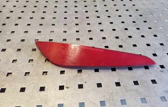 Rear tail light reflector