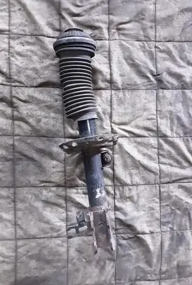 Opel Astra H Front shock absorber/damper