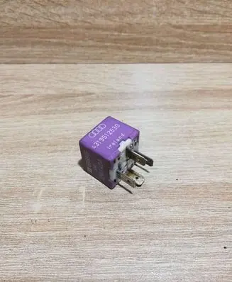 Audi A4 S4 B6 8E 8H Other relay 431951253G